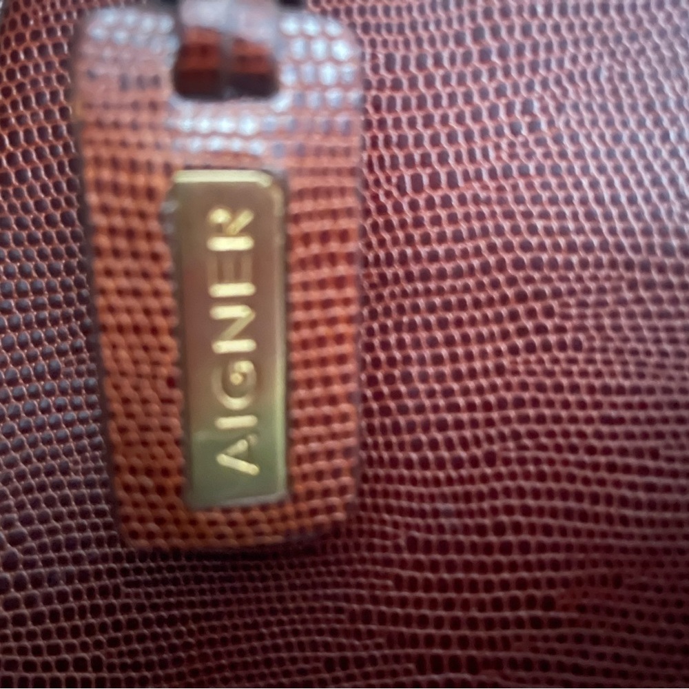 Vintage Etienne Aigner Genuine Leather Shoulder Bag - Picture 5 of 8